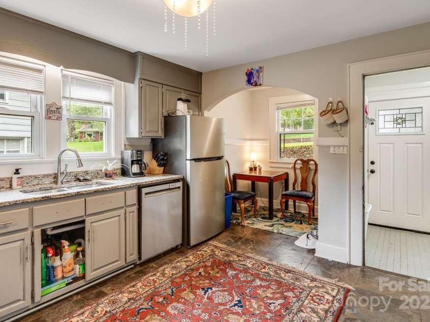 51 Gudger Road, Candler, NC 28715.  MLS# CAR4309786, YatesRealty ID 4655. 