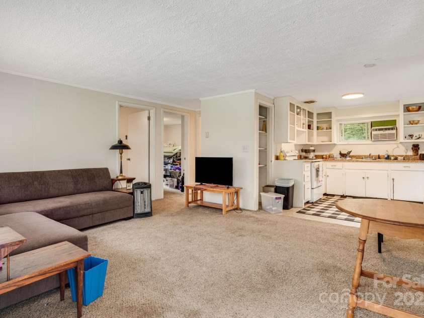 51 Gudger Road, Candler, NC 28715.  MLS# CAR4309786, YatesRealty ID 4655. 