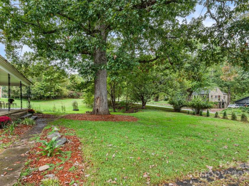 51 Gudger Road, Candler, NC 28715.  MLS# CAR4309786, YatesRealty ID 4655. 