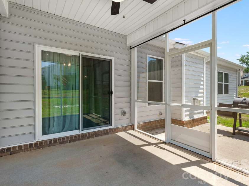 714 Sawgrass Ridge Court, Rock Hill, SC 29732.  MLS# CAR4353714, YatesRealty ID 4655. 