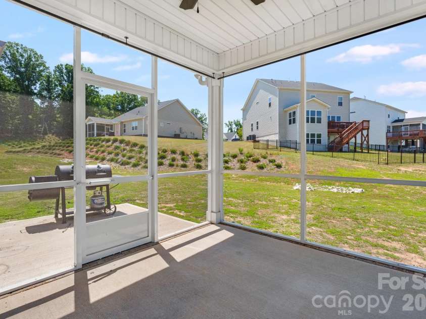 714 Sawgrass Ridge Court, Rock Hill, SC 29732.  MLS# CAR4353714, YatesRealty ID 4655. 
