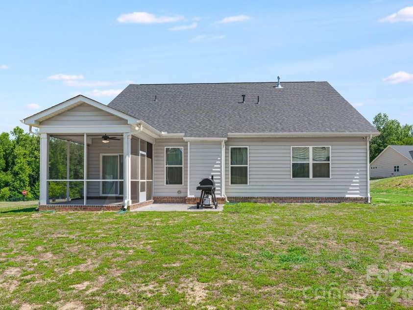 714 Sawgrass Ridge Court, Rock Hill, SC 29732.  MLS# CAR4353714, YatesRealty ID 4655. 
