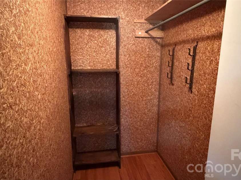 2372 Jamestown Road, Morganton, NC 28655.  MLS# CAR4417833, YatesRealty ID 46552. Primary Walk-in closet
