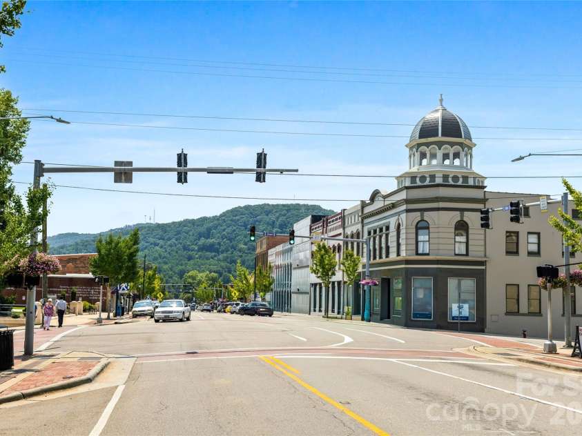 60 Catatoga Trail, Marion, NC 83452.  MLS# CAR4403563, YatesRealty ID 46556. Nearby downtown and mountain views