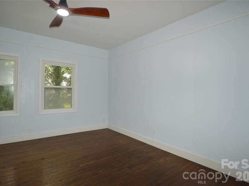 30 Porter Street, Tryon, NC 28782.  MLS# CAR4417421, YatesRealty ID 46558. 