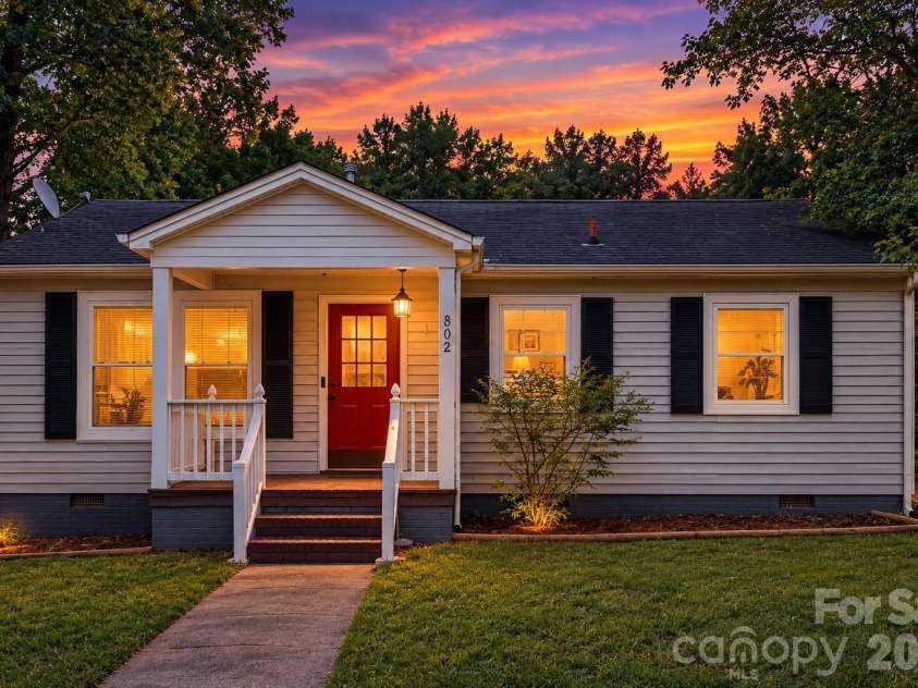 802 Stowe Drive, Lowell, NC 28098.  MLS# CAR4417684, YatesRealty ID 46559. Welcome Home!