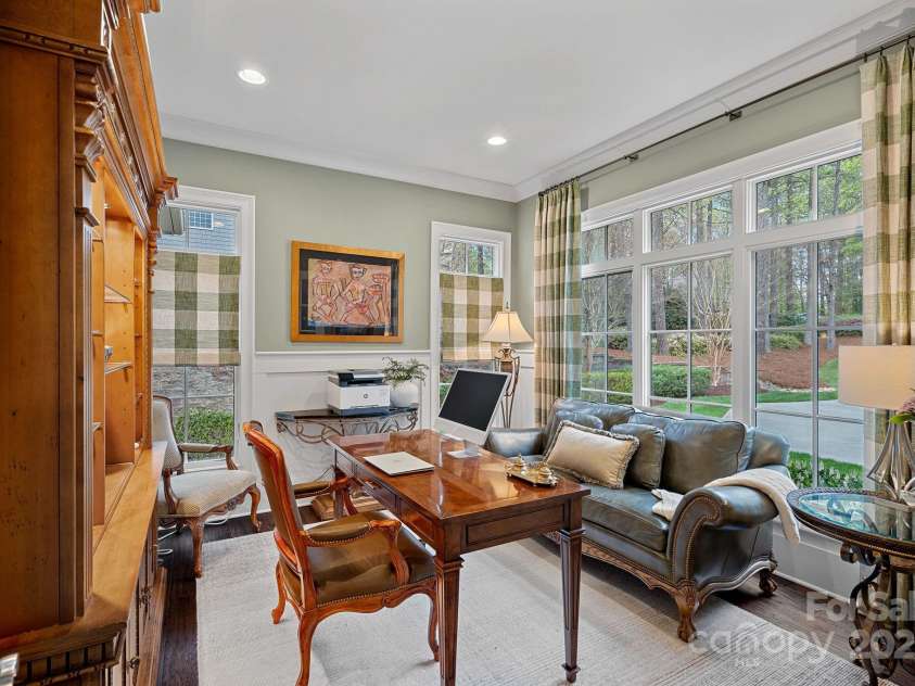 138 Great Point Drive, Mooresville, NC 28117.  MLS# CAR4242736, YatesRealty ID 4656. Charming office