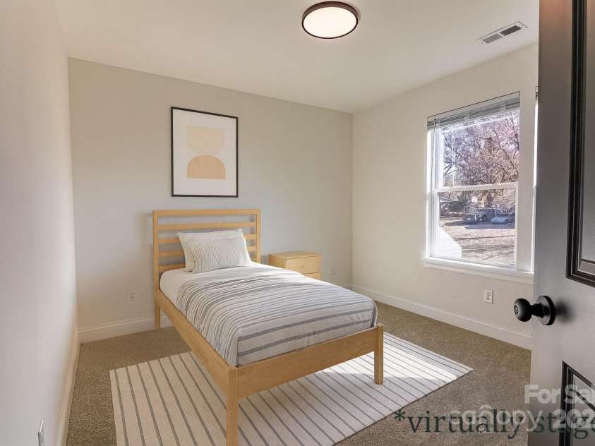 3024 Poplar Circle, Shelby, NC 28152.  MLS# CAR4324954, YatesRealty ID 4656. 