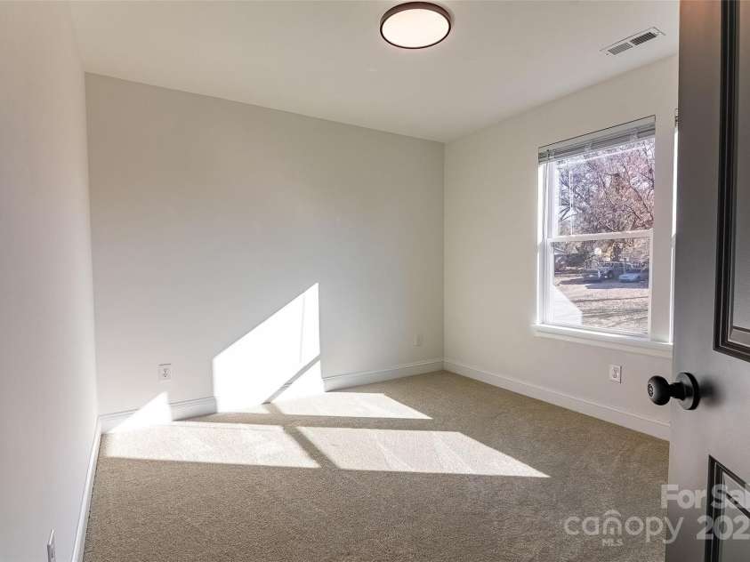 3024 Poplar Circle, Shelby, NC 28152.  MLS# CAR4324954, YatesRealty ID 4656. 