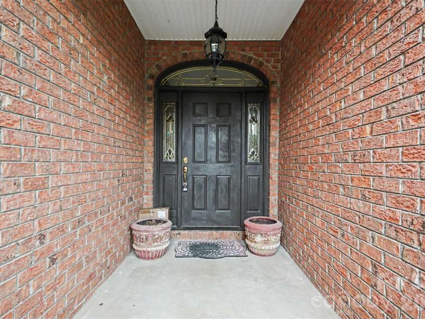122 Hazeltine Court, Salisbury, NC 28144.  MLS# CAR4417661, YatesRealty ID 46561. 