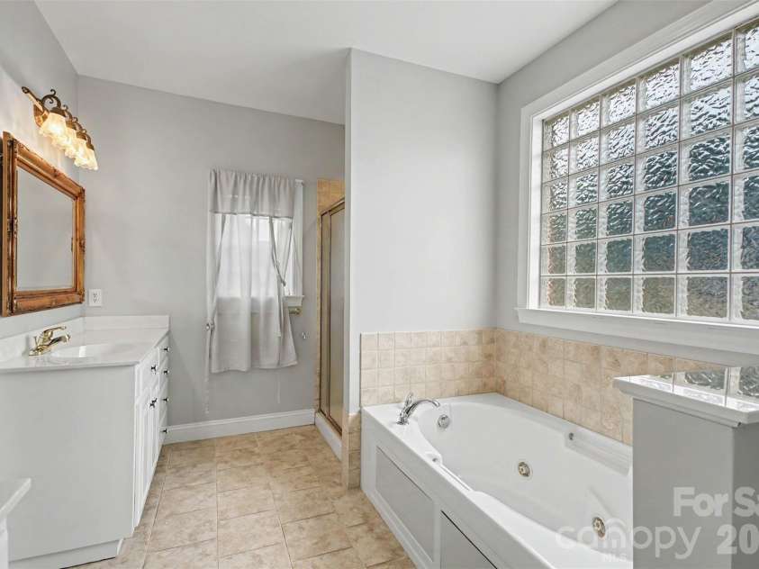 122 Hazeltine Court, Salisbury, NC 28144.  MLS# CAR4417661, YatesRealty ID 46561. 