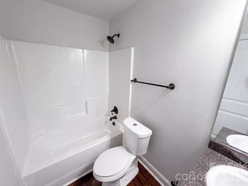 1411 Foxbrook Circle, Lancaster, SC 29720.  MLS# CAR4417841, YatesRealty ID 46562. 