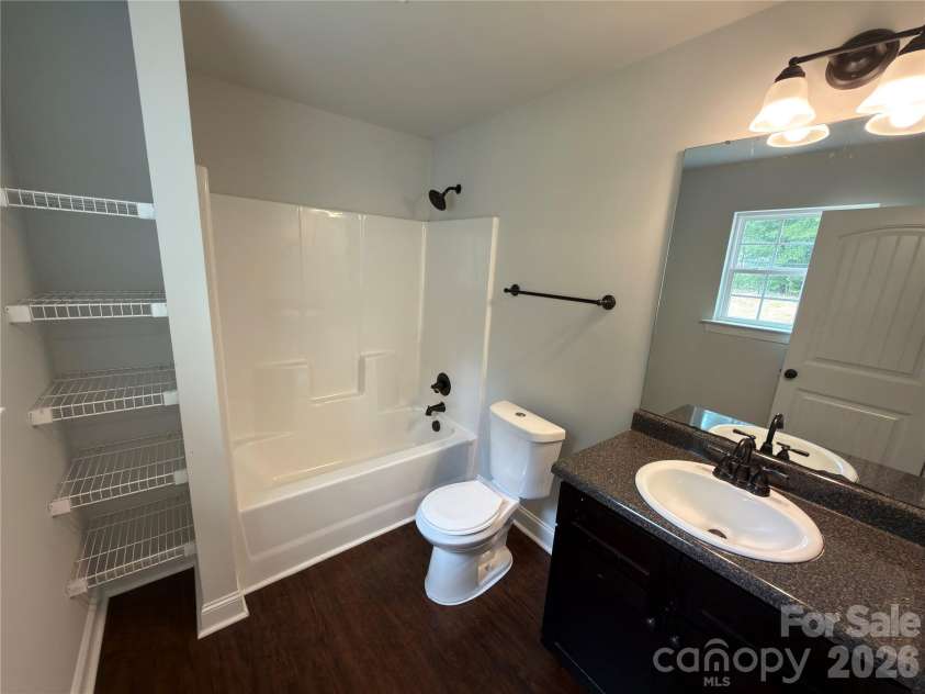 1411 Foxbrook Circle, Lancaster, SC 29720.  MLS# CAR4417841, YatesRealty ID 46562. 
