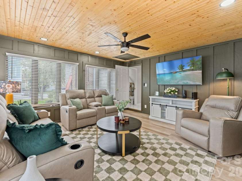 1314 Holly Drive, North Myrtle Beach, SC 29582.  MLS# CAR4416761, YatesRealty ID 46564. 