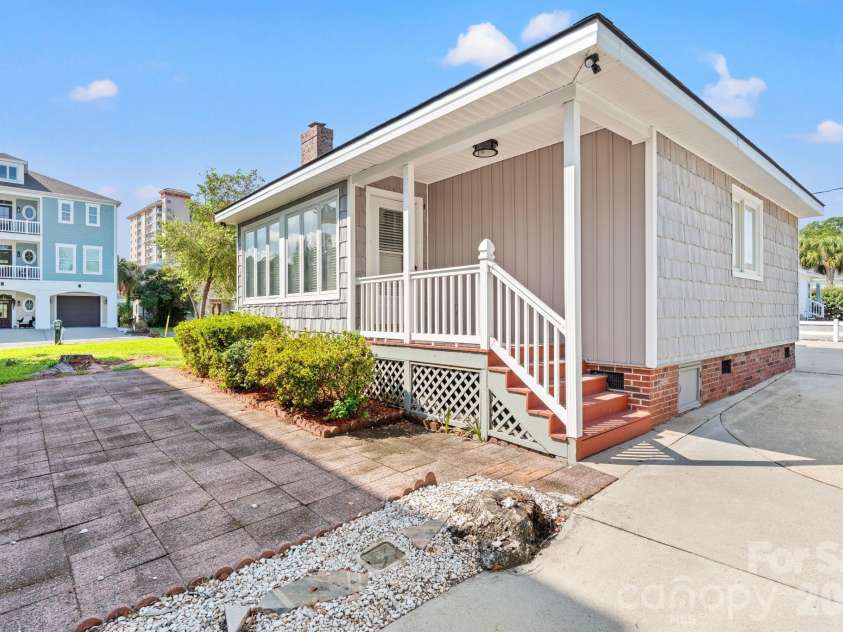 1314 Holly Drive, North Myrtle Beach, SC 29582.  MLS# CAR4416761, YatesRealty ID 46564. 