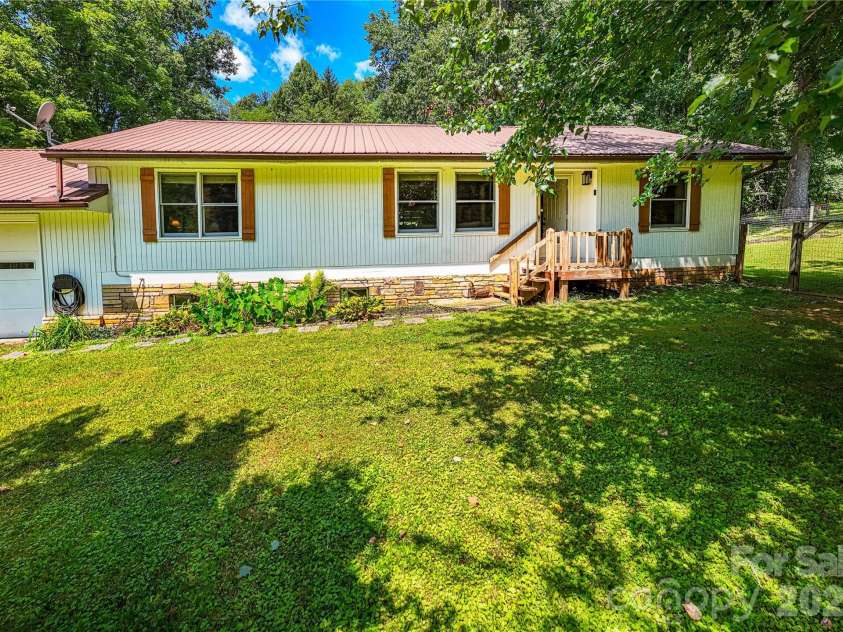 570 Flat Creek Valley Road, Lake Toxaway, NC 28747.  MLS# CAR4416431, YatesRealty ID 46565. 