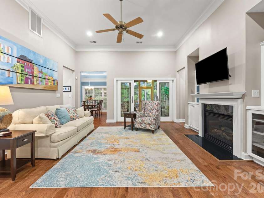 771 Cherry Hills Place, Rock Hill, SC 29730.  MLS# CAR4417475, YatesRealty ID 46566. High Ceilings