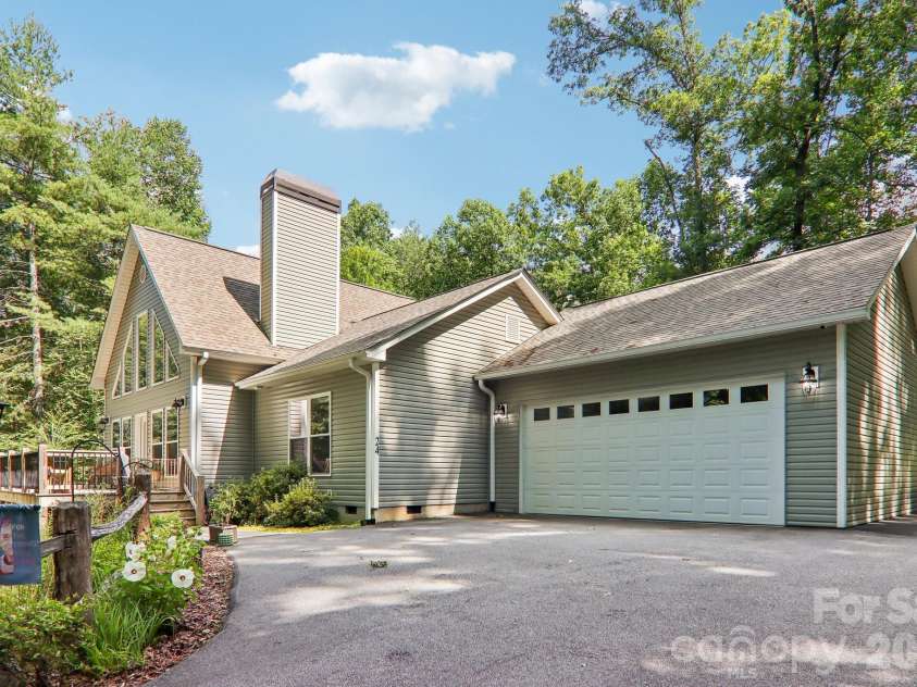 24 Caroline Lane, Pisgah Forest, NC 28768.  MLS# CAR4400205, YatesRealty ID 46567. 