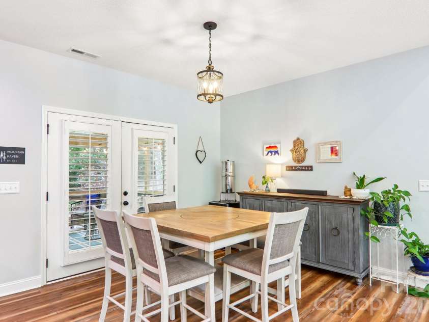 24 Caroline Lane, Pisgah Forest, NC 28768.  MLS# CAR4400205, YatesRealty ID 46567. 