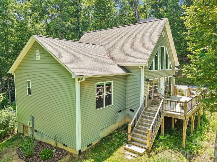 24 Caroline Lane, Pisgah Forest, NC 28768.  MLS# CAR4400205, YatesRealty ID 46567. 