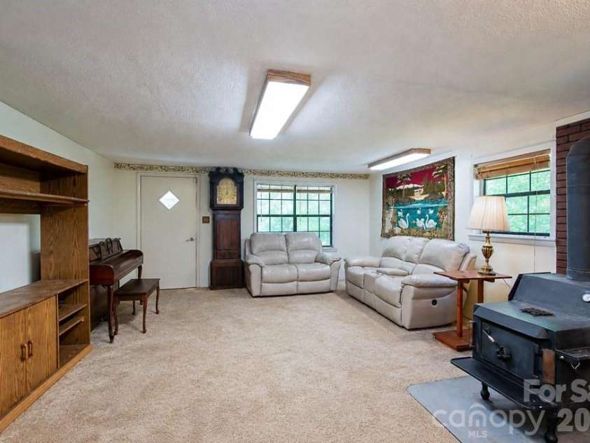 901 Rufus Robinson Road, Sylva, NC 28779.  MLS# CAR4413347, YatesRealty ID 46568. 