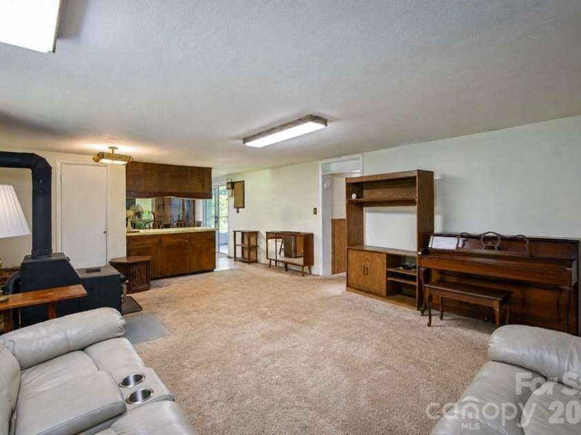 901 Rufus Robinson Road, Sylva, NC 28779.  MLS# CAR4413347, YatesRealty ID 46568. 