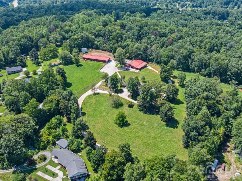 29 Pleasant Hill Road, Marion, NC 28752.  MLS# CAR4414564, YatesRealty ID 46569. 