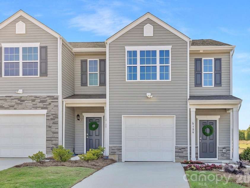 108 Parmiter Way, Troutman, NC 28166.  MLS# CAR4358830, YatesRealty ID 4657. 