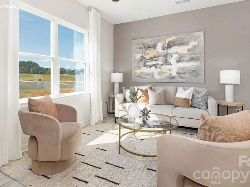 108 Parmiter Way, Troutman, NC 28166.  MLS# CAR4358835, YatesRealty ID 4657. 