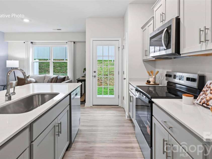 108 Parmiter Way, Troutman, NC 28166.  MLS# CAR4358835, YatesRealty ID 4657. 