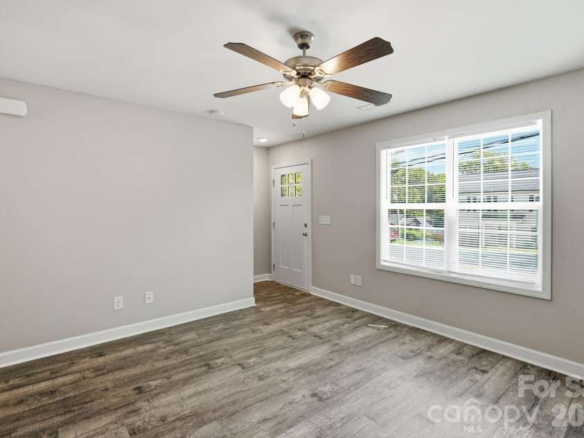 200 Young Avenue, Concord, NC 28025.  MLS# CAR4416736, YatesRealty ID 46571. 