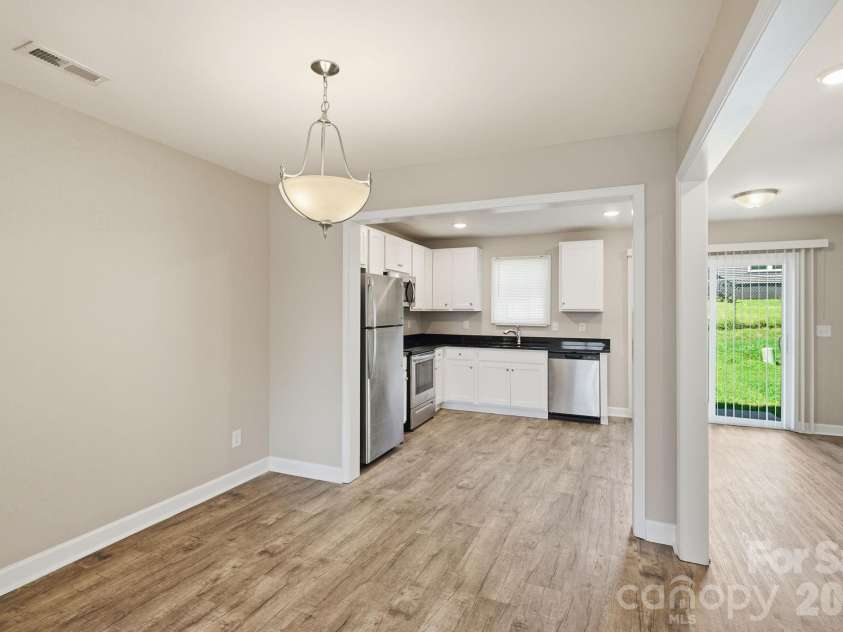 200 Young Avenue, Concord, NC 28025.  MLS# CAR4416736, YatesRealty ID 46571. 