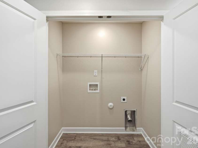 200 Young Avenue, Concord, NC 28025.  MLS# CAR4416736, YatesRealty ID 46571. 