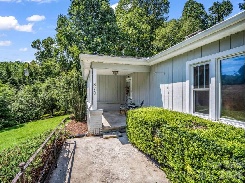 370 Orchard Circle, Laurel Park, NC 28739.  MLS# CAR4416531, YatesRealty ID 46572. Front Entrance
