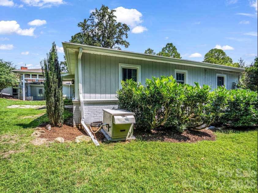 370 Orchard Circle, Laurel Park, NC 28739.  MLS# CAR4416531, YatesRealty ID 46572. Home has generator
