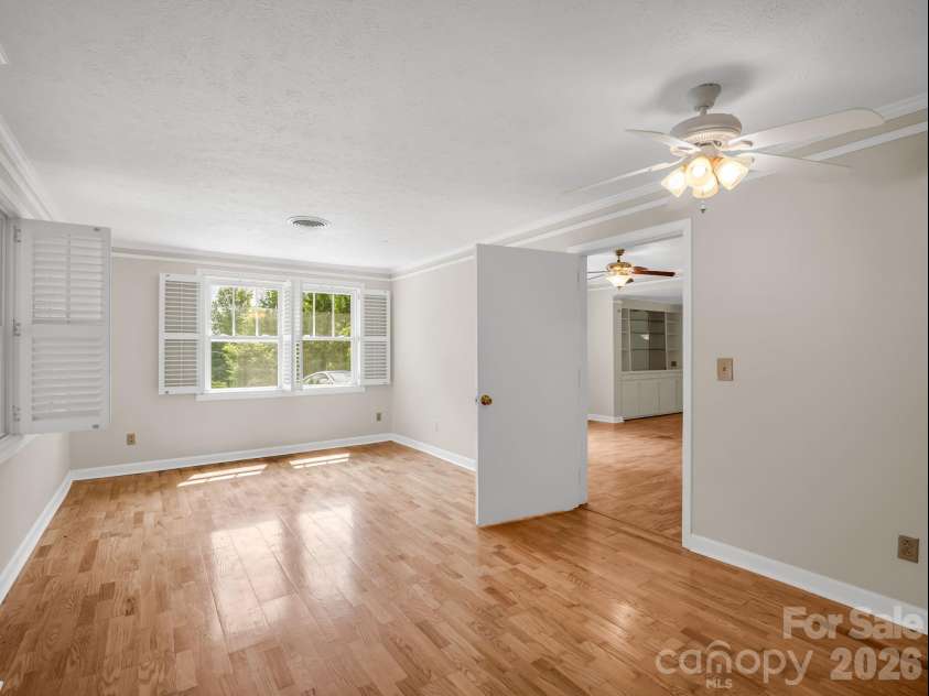 370 Orchard Circle, Laurel Park, NC 28739.  MLS# CAR4416531, YatesRealty ID 46572. Primary Bedroom