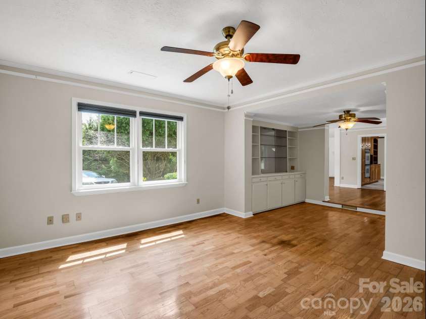 370 Orchard Circle, Laurel Park, NC 28739.  MLS# CAR4416531, YatesRealty ID 46572. Sitting Room