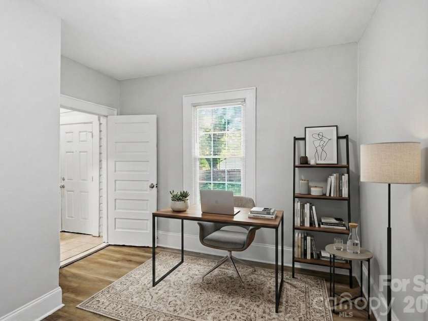 401 Skyland Avenue, Charlotte, NC 28205.  MLS# CAR4416885, YatesRealty ID 46577. 