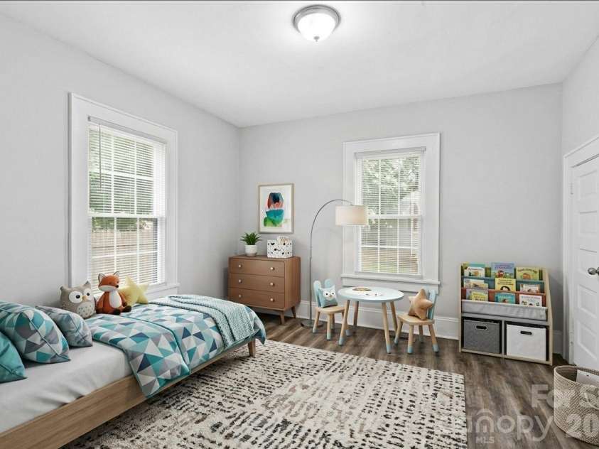 401 Skyland Avenue, Charlotte, NC 28205.  MLS# CAR4416885, YatesRealty ID 46577. 