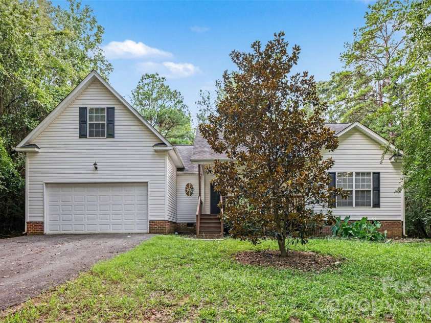 9223 Ladson Road, Indian Land, SC 29707.  MLS# CAR4417566, YatesRealty ID 46579. 