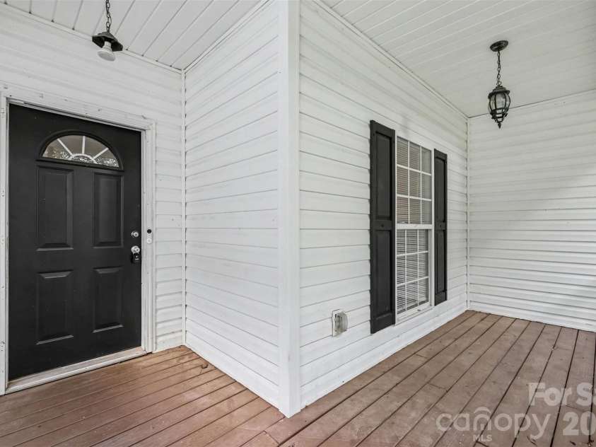 9223 Ladson Road, Indian Land, SC 29707.  MLS# CAR4417566, YatesRealty ID 46579. 