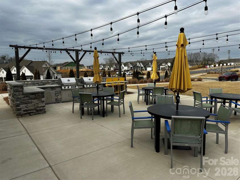 1104 Idyllic Lane, Waxhaw, NC 28173.  MLS# CAR4340433, YatesRealty ID 4658. Common Space Outdoor Area 