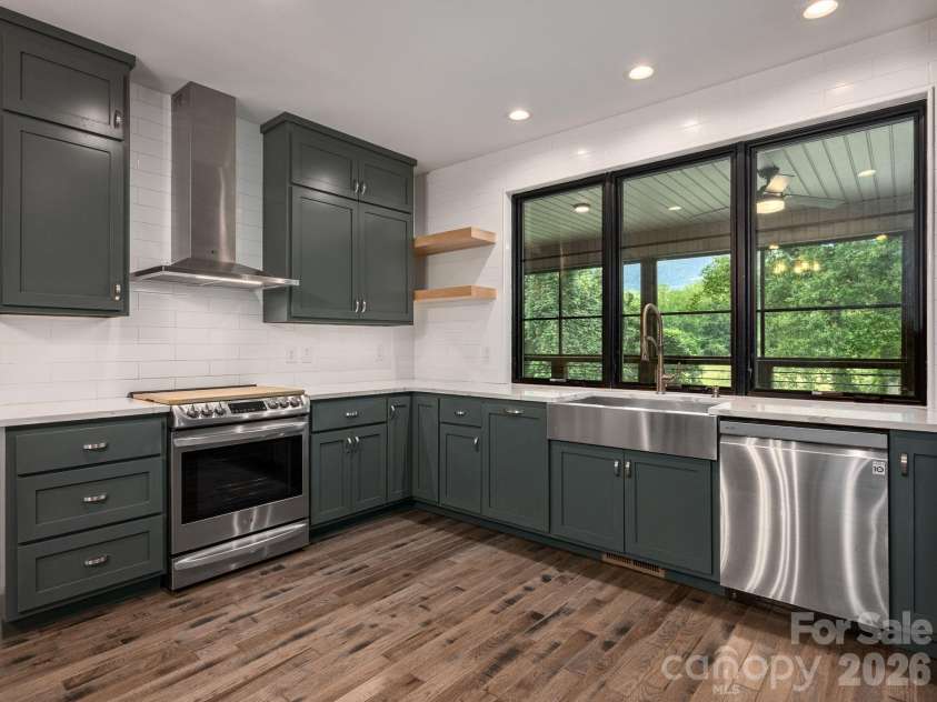 364 Hallelujah Hill Lane, Columbus, NC 28722.  MLS# CAR4411704, YatesRealty ID 46581. 