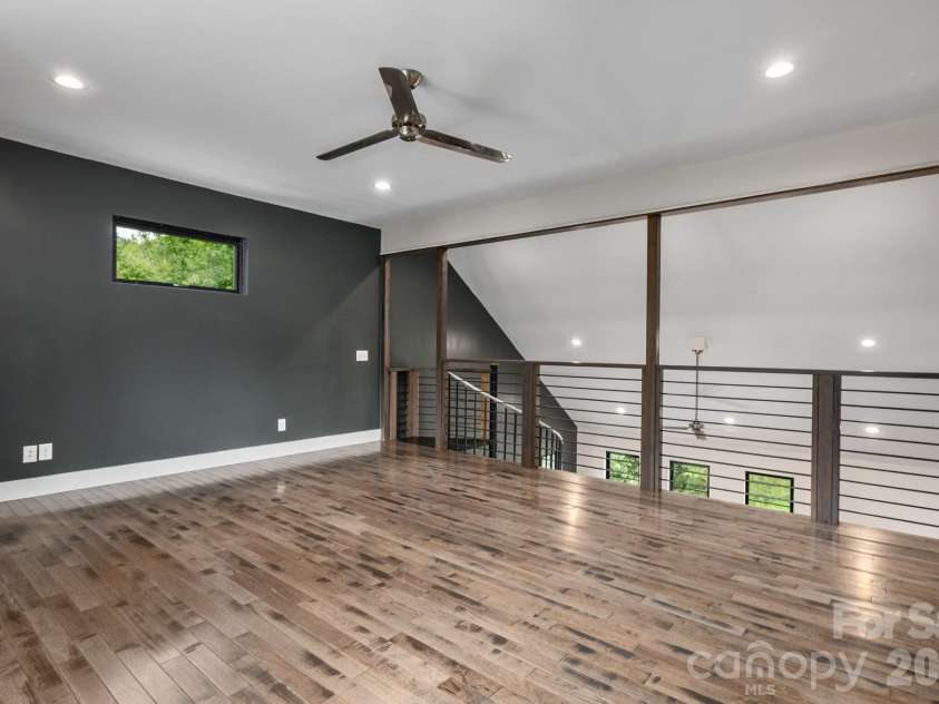 364 Hallelujah Hill Lane, Columbus, NC 28722.  MLS# CAR4411704, YatesRealty ID 46581. 