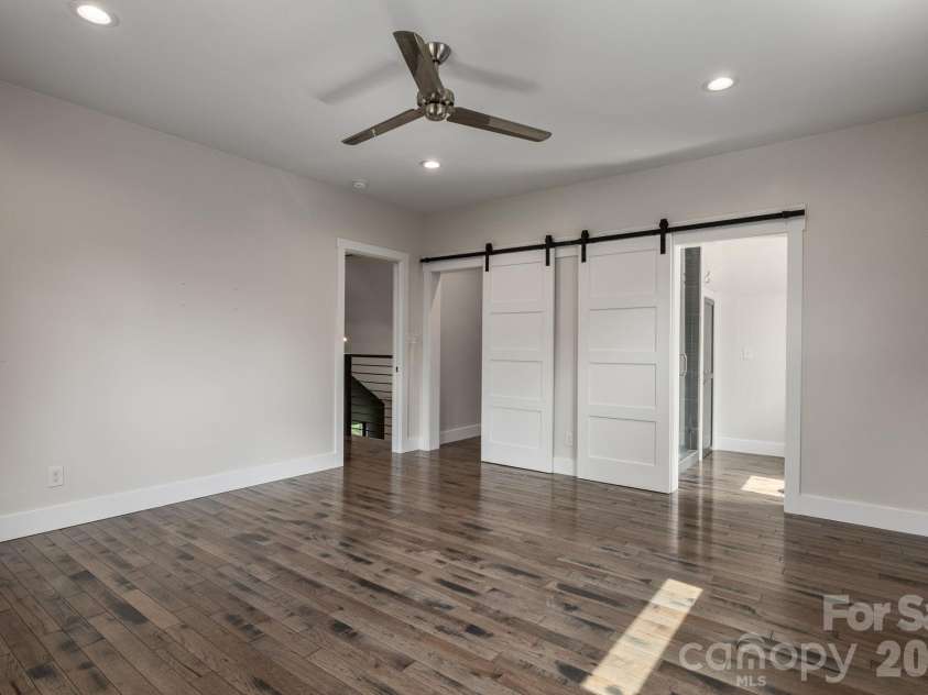 364 Hallelujah Hill Lane, Columbus, NC 28722.  MLS# CAR4411704, YatesRealty ID 46581. 