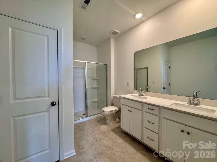 1621 Grassy Knoll Trail, Maiden, NC 28650.  MLS# CAR4417802, YatesRealty ID 46584. 