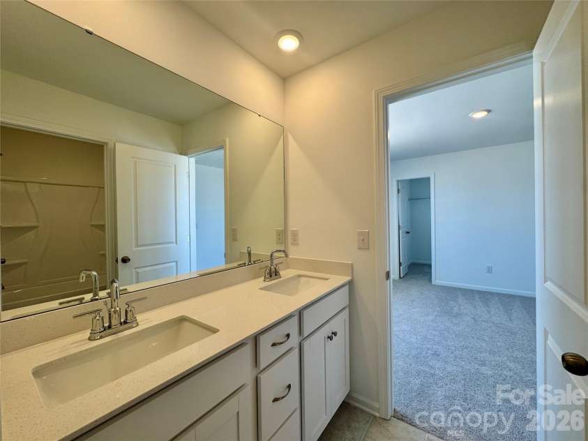 1621 Grassy Knoll Trail, Maiden, NC 28650.  MLS# CAR4417802, YatesRealty ID 46584. 