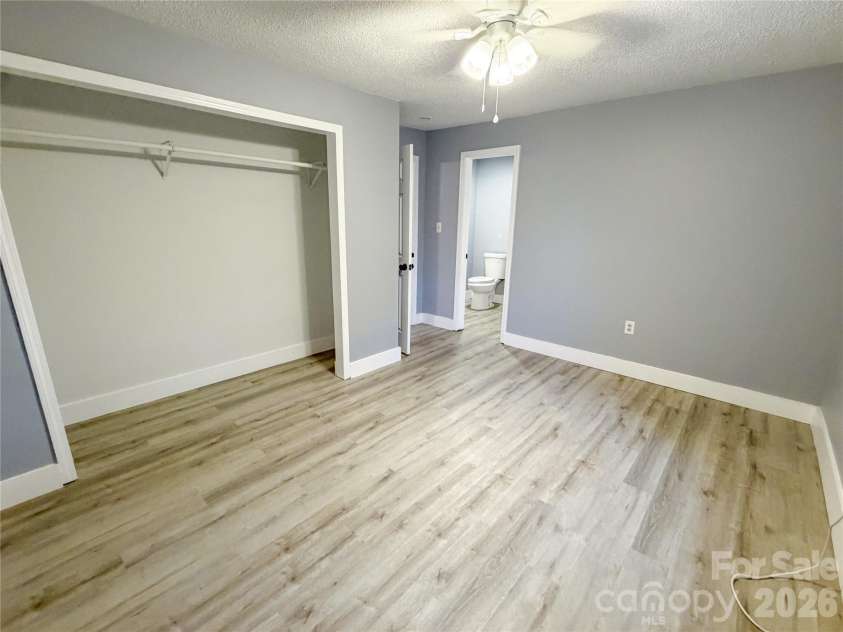 107 Drake Street, Gastonia, NC 28052.  MLS# CAR4417894, YatesRealty ID 46587. 