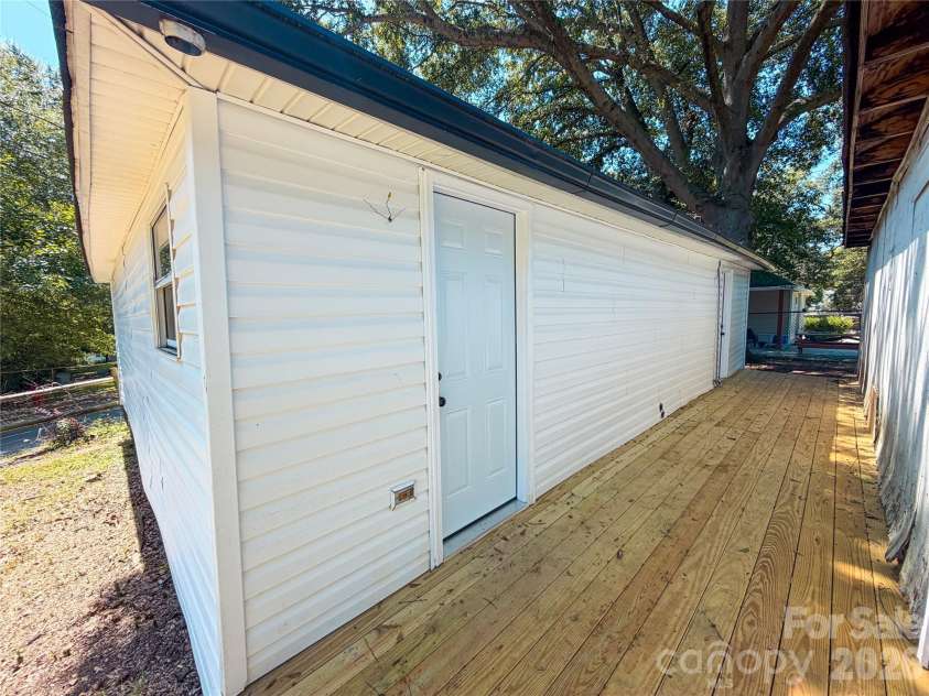 107 Drake Street, Gastonia, NC 28052.  MLS# CAR4417894, YatesRealty ID 46587. 