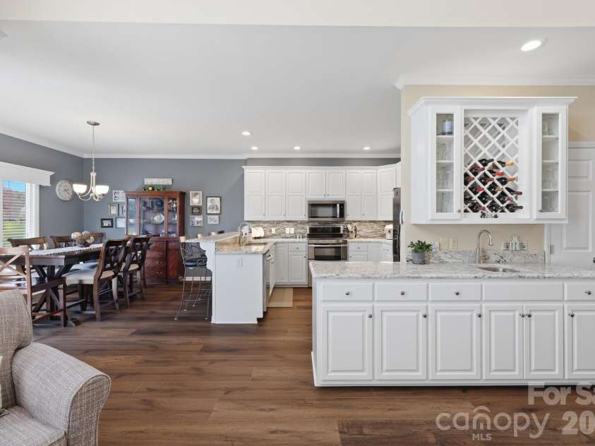233 Lake View Place, Jefferson, NC 28640.  MLS# CAR4363025, YatesRealty ID 46588. 